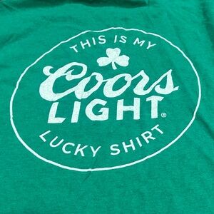 EUC Coors Light Lucky L Shirt Gildan Green Shamrock Born To Chill Cotton Tee